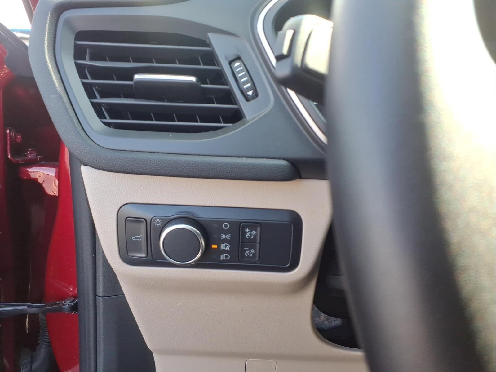 Used 2022 Ford Escape SE w/ Convenience Package AWD/4WD image 22