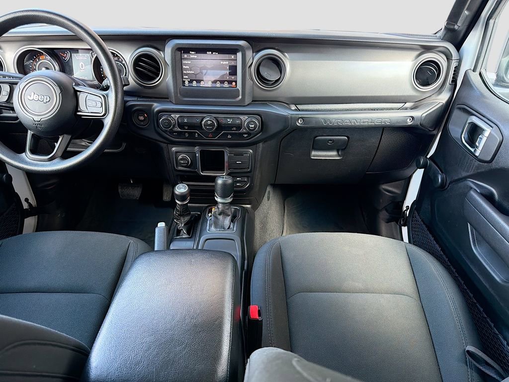 Used 2023 Jeep Wrangler Willys image 18