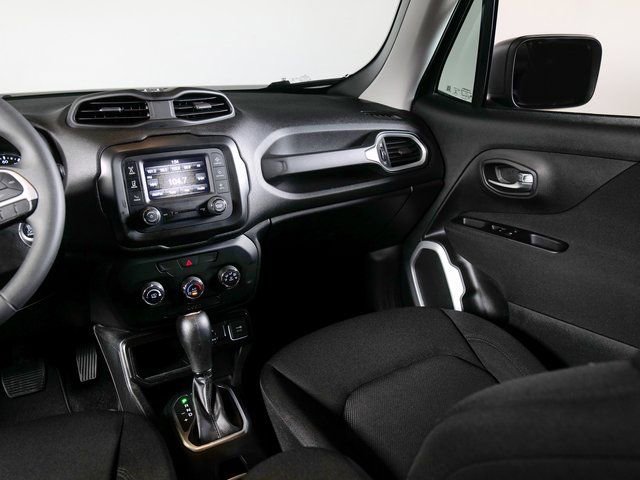 Used 2020 Jeep Renegade Sport w/ Sport Appearance Group FWD image 18