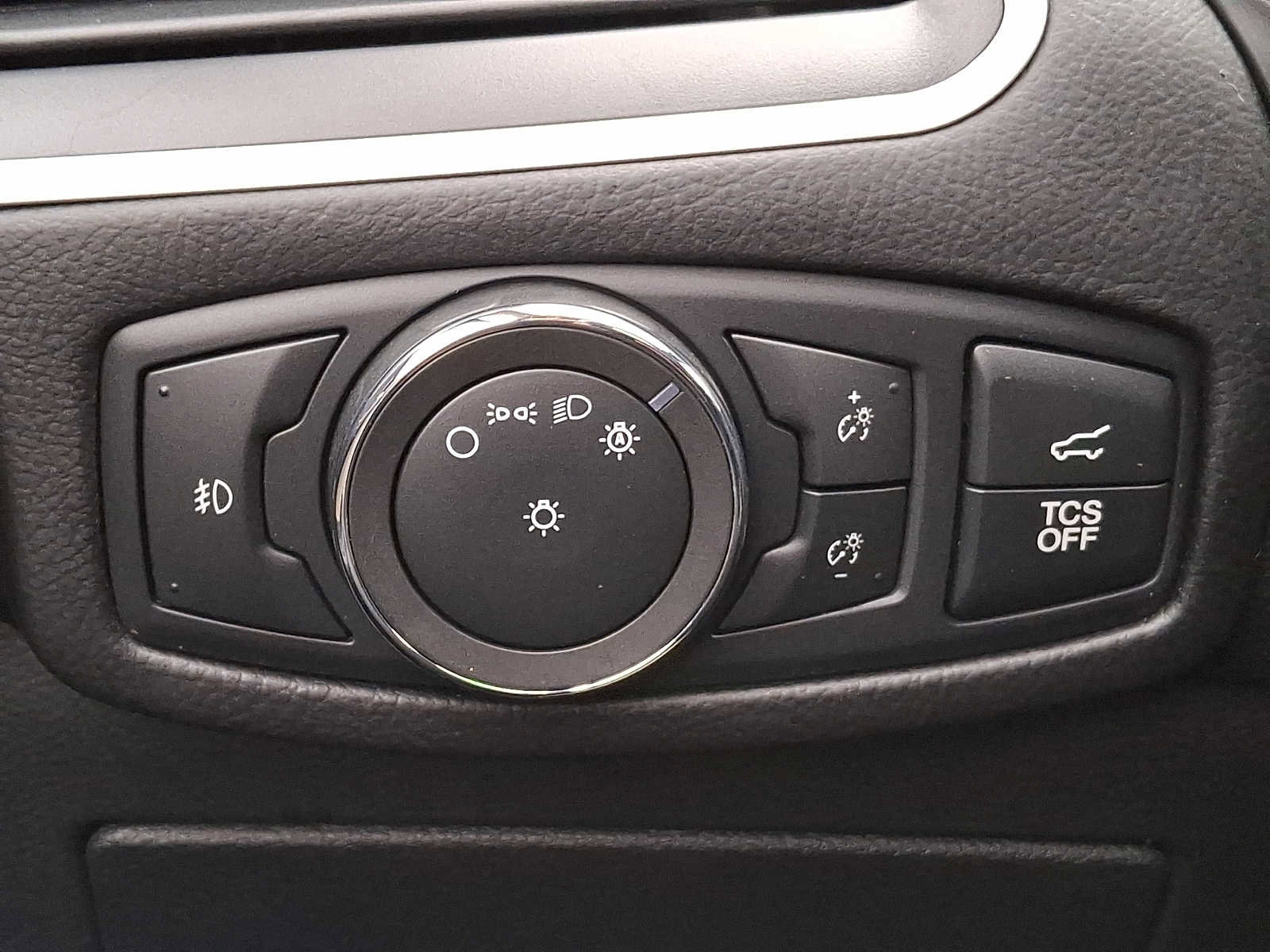 Used 2022 Ford Edge SEL w/ Convenience Package image 25