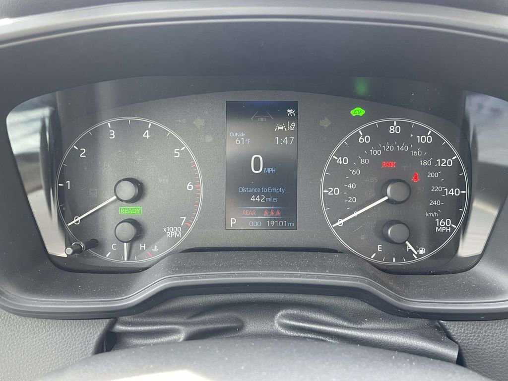 Used 2024 Toyota Corolla LE image 24