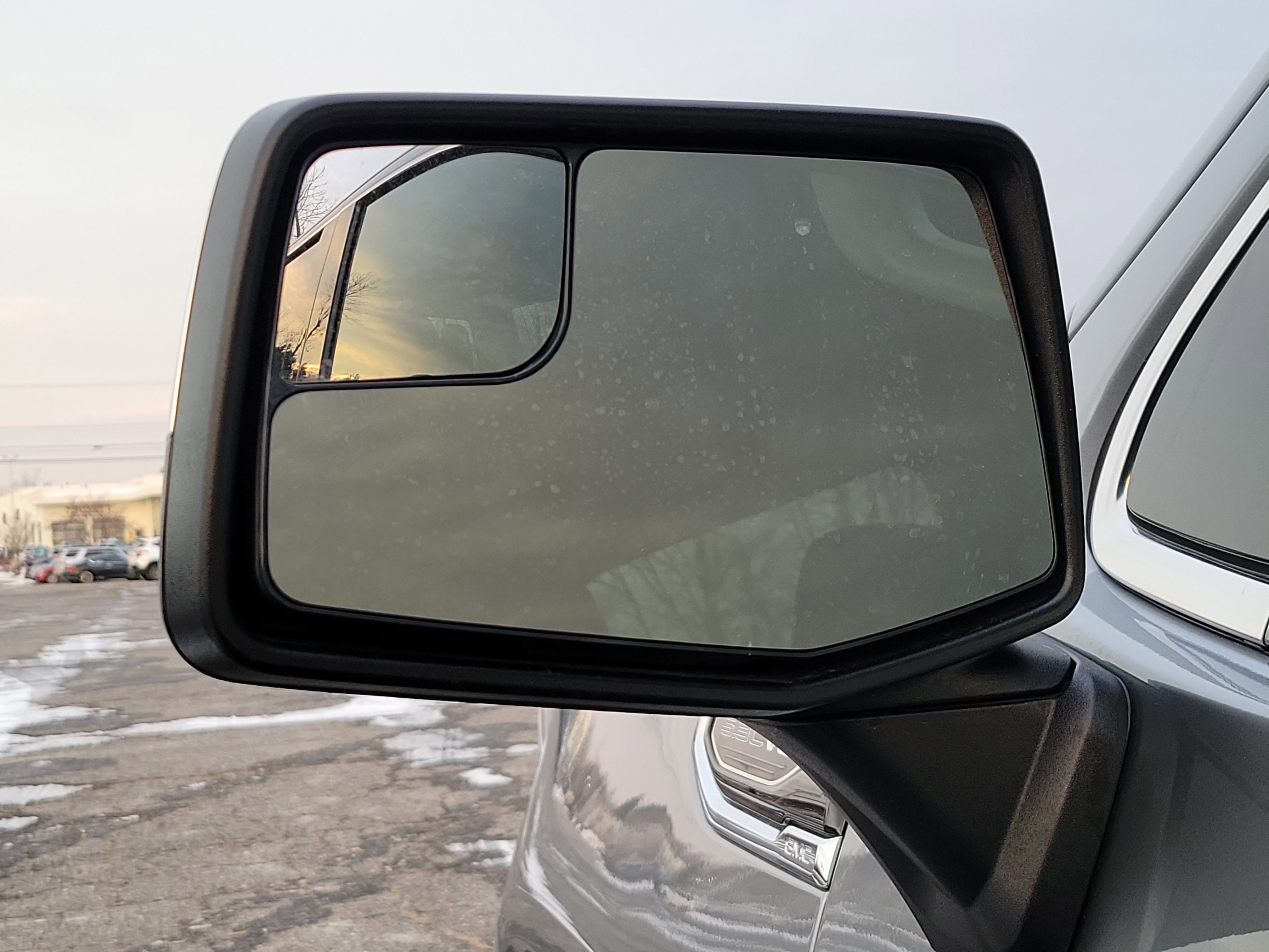 Used 2024 GMC Sierra 1500 SLE image 10