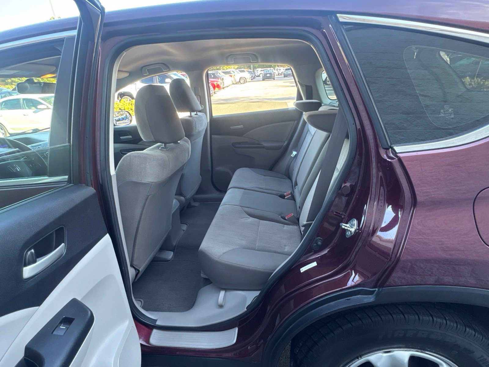 Used 2013 Honda CR-V LX image 25