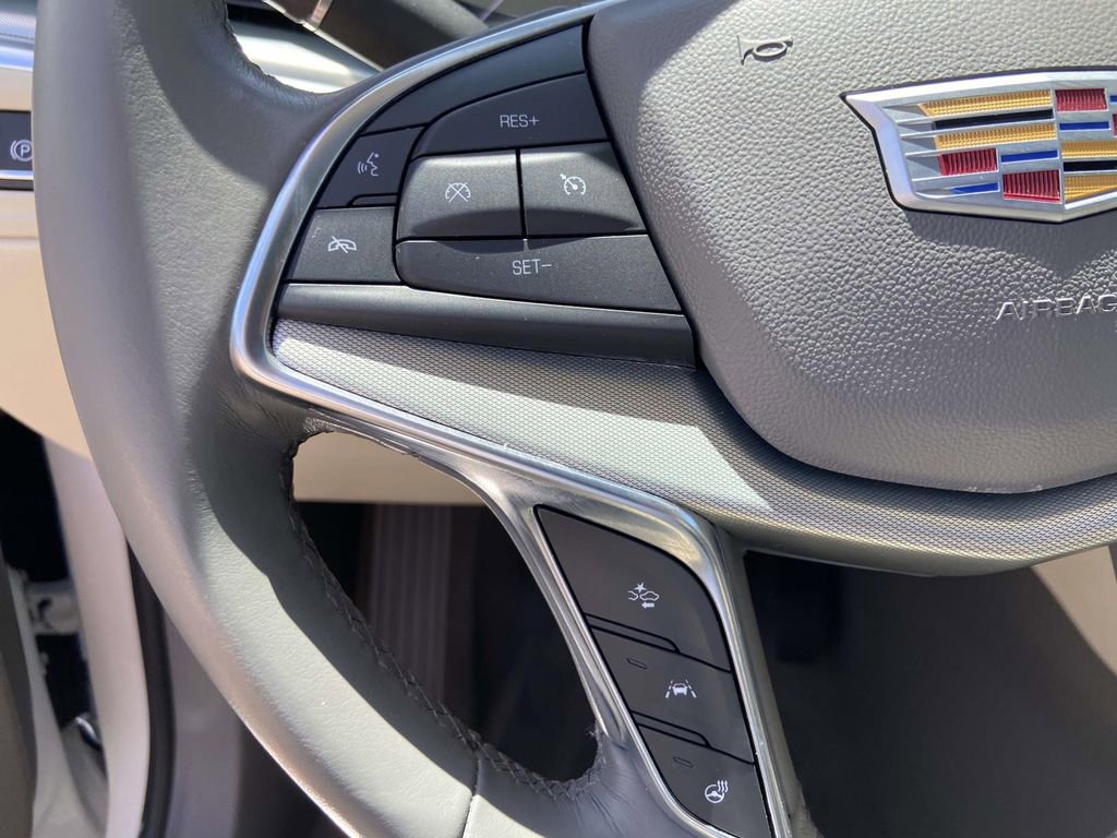 Certified 2023 Cadillac XT5 Premium Luxury FWD image 23