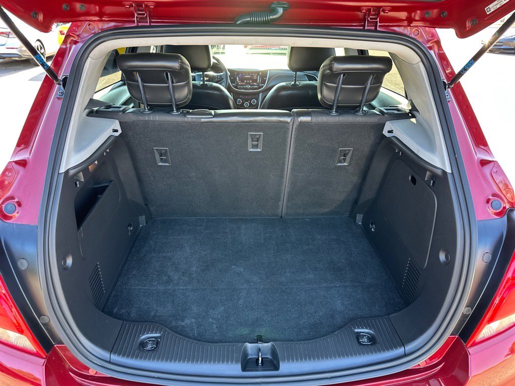 Used 2021 Chevrolet Trax LT image 10