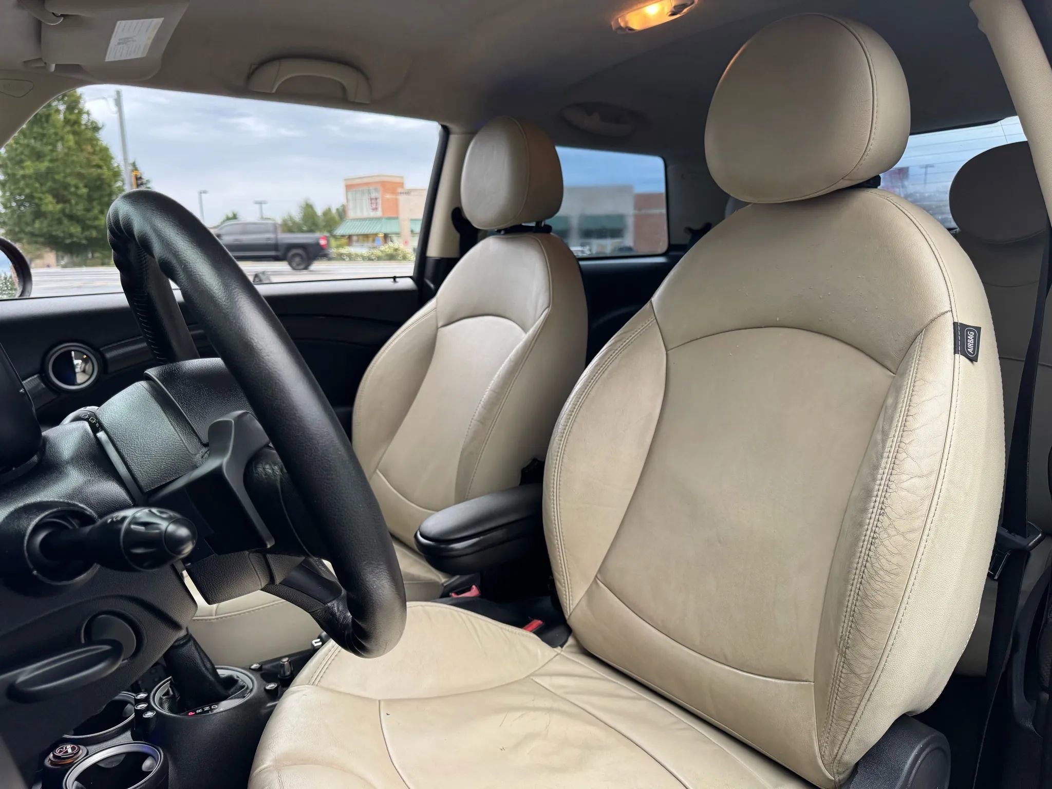 Used 2013 MINI Cooper S w/ Mini Connected Pkg image 18