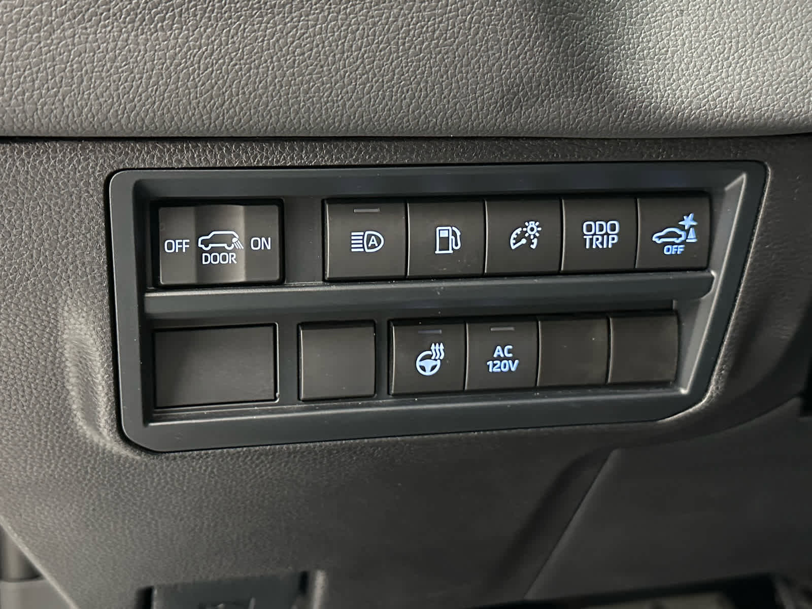 Used 2024 Toyota Sequoia Limited w/ TRD Off-Road Package AWD/4WD image 26