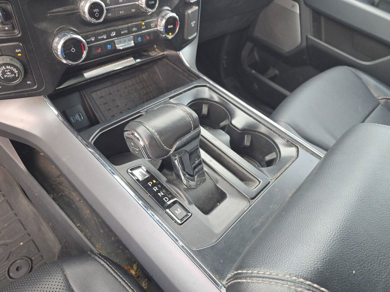 Used 2023 Ford F150 Lariat w/ Equipment Group 502A High image 16