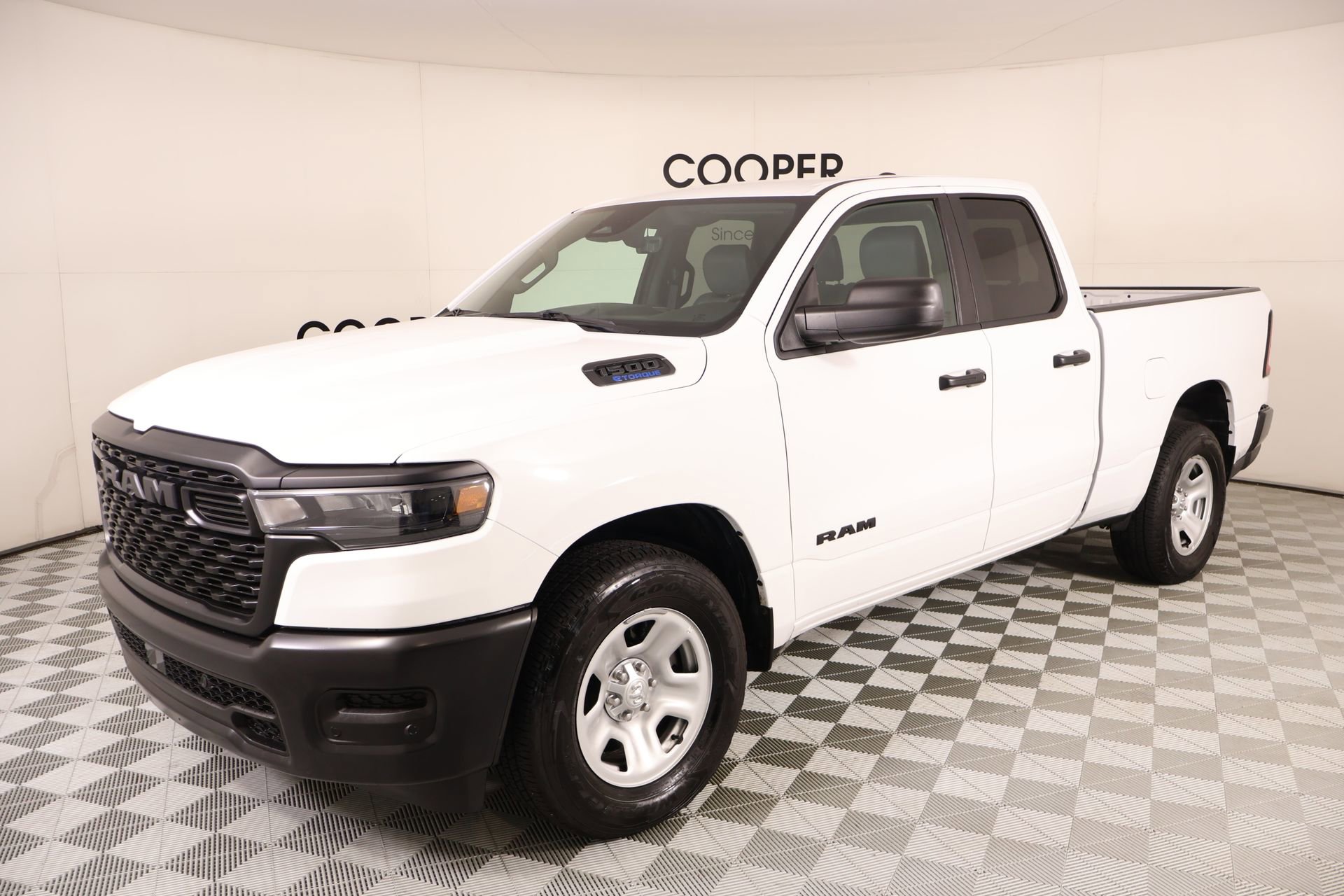 Used 2025 RAM 1500 Tradesman image 9