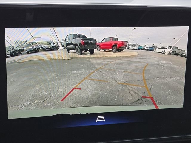 Used 2024 Chevrolet Trax ACTIV w/ Sunroof Package image 4