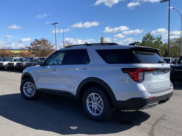 New 2026 Ford Explorer Active w/ Active Comfort Package RWD image 17