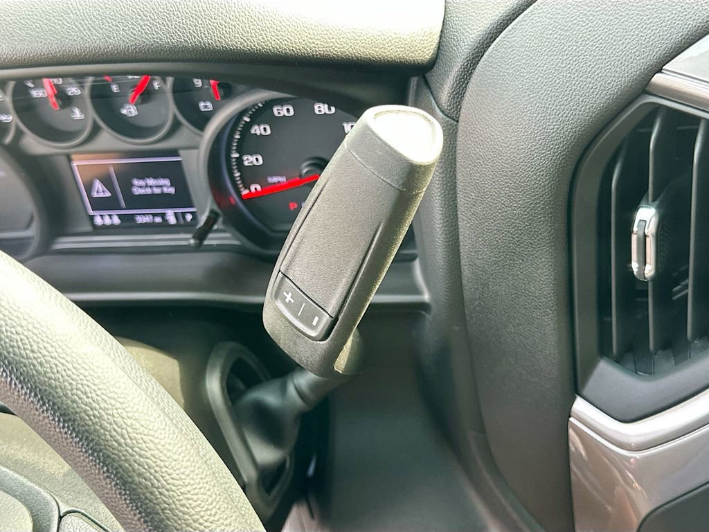 Used 2026 Chevrolet Silverado 1500 Custom RWD image 16