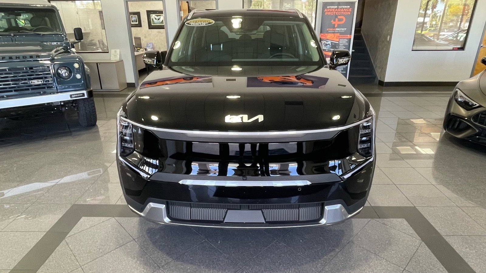 Used 2026 Kia EV9 Wind image 8