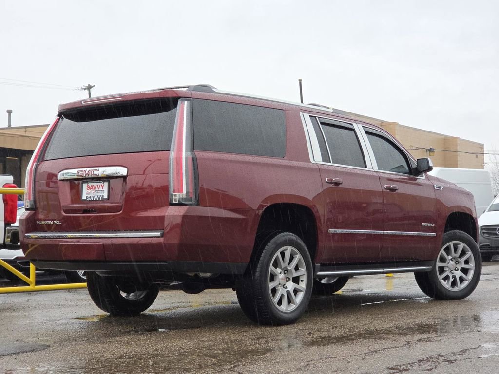 Used 2019 GMC Yukon XL Denali image 15