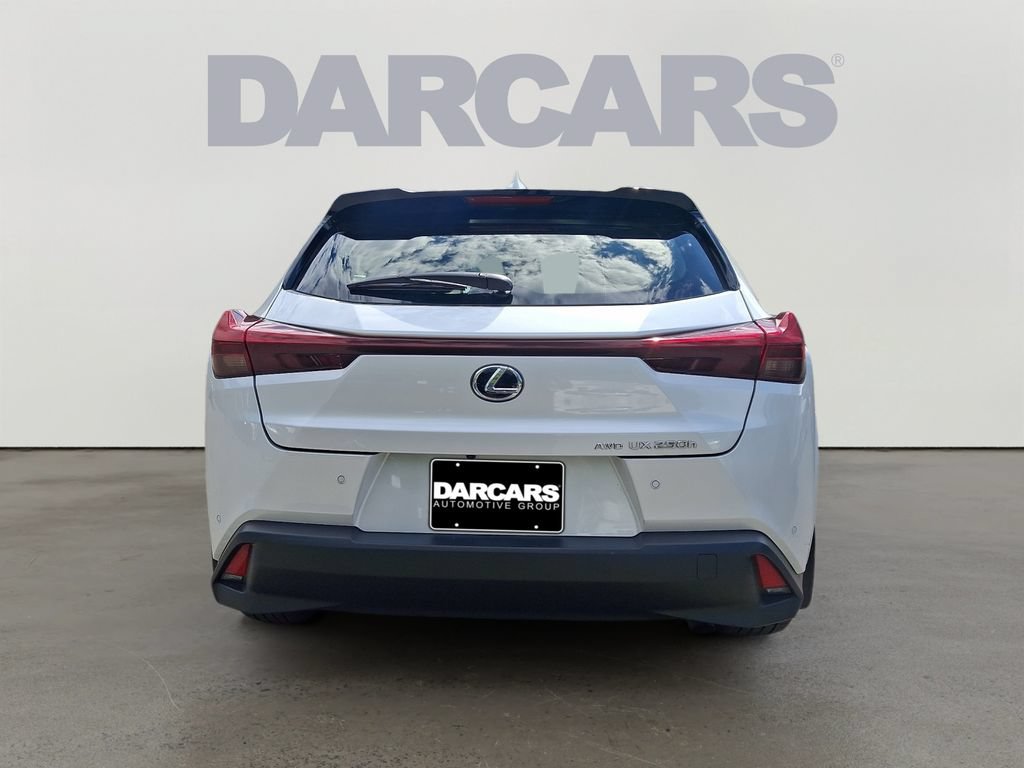 Used 2024 Lexus UX 250h AWD w/ Premium Package image 7