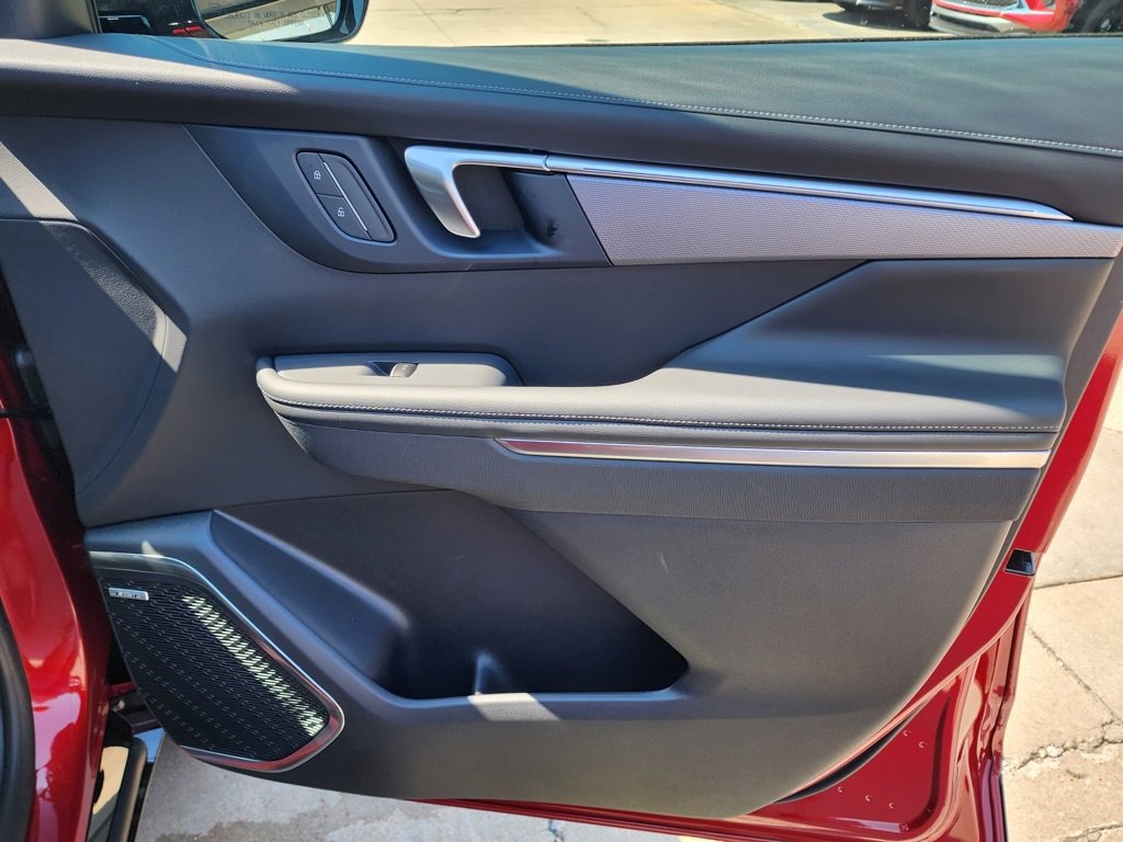 New 2026 Buick Enclave Sport Touring w/ Power Package image 37