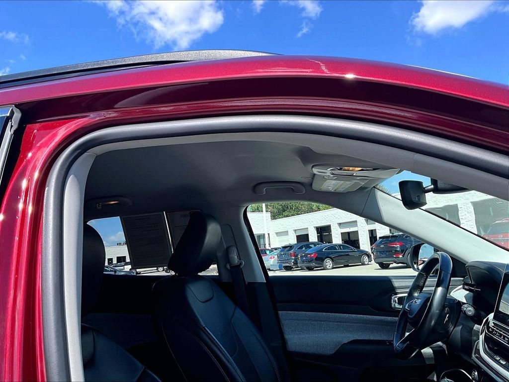 Used 2022 Jeep Compass Latitude AWD/4WD image 23