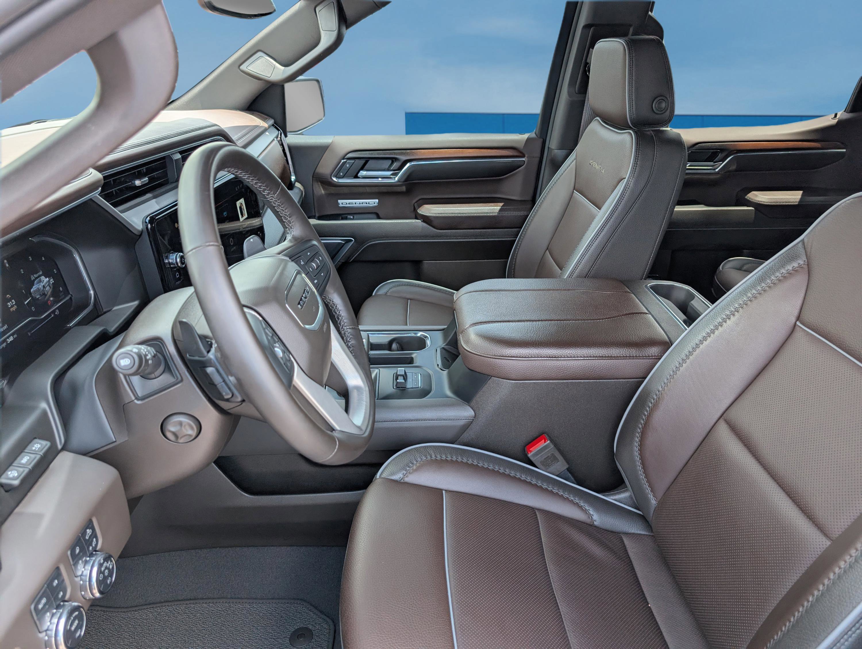 Used 2024 GMC Sierra 1500 Denali w/ Denali Reserve Package image 19