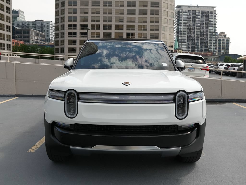 Used 2025 Rivian R1S Adventure Dual AWD/4WD image 7