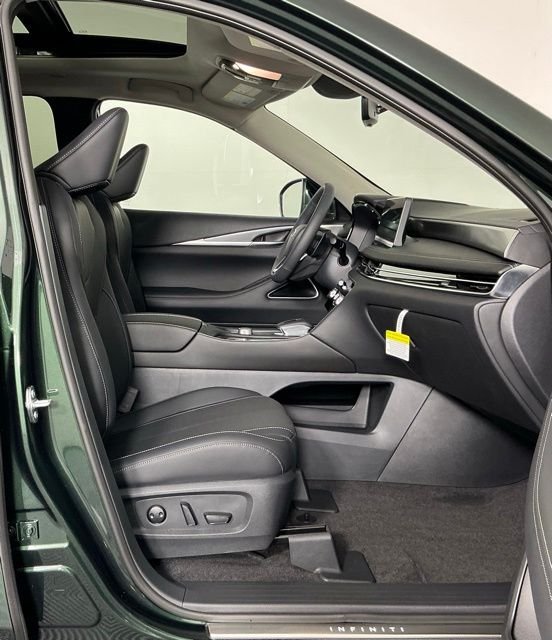 Certified 2027 INFINITI QX60 Luxe w/ Cargo Package FWD image 30