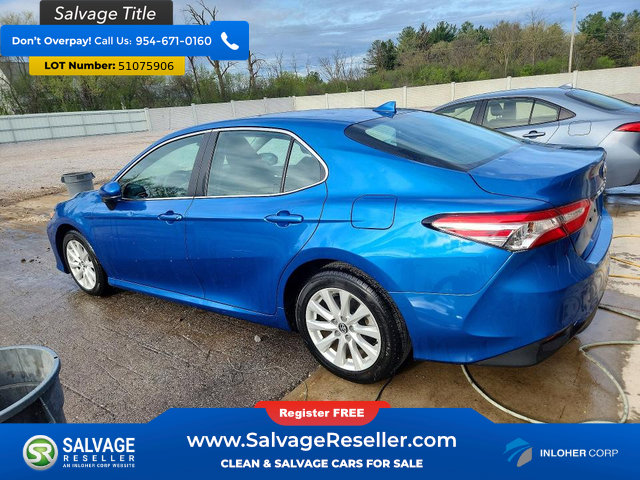 Used 2020 Toyota Camry LE FWD image 3