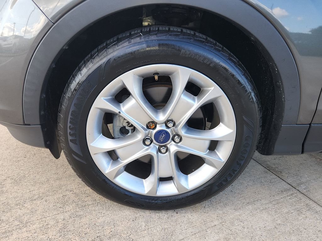 Used 2015 Ford Escape Titanium FWD image 30