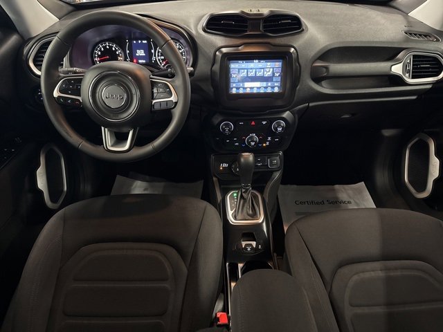 Used 2018 Jeep Renegade Latitude w/ Popular Equipment Group image 23