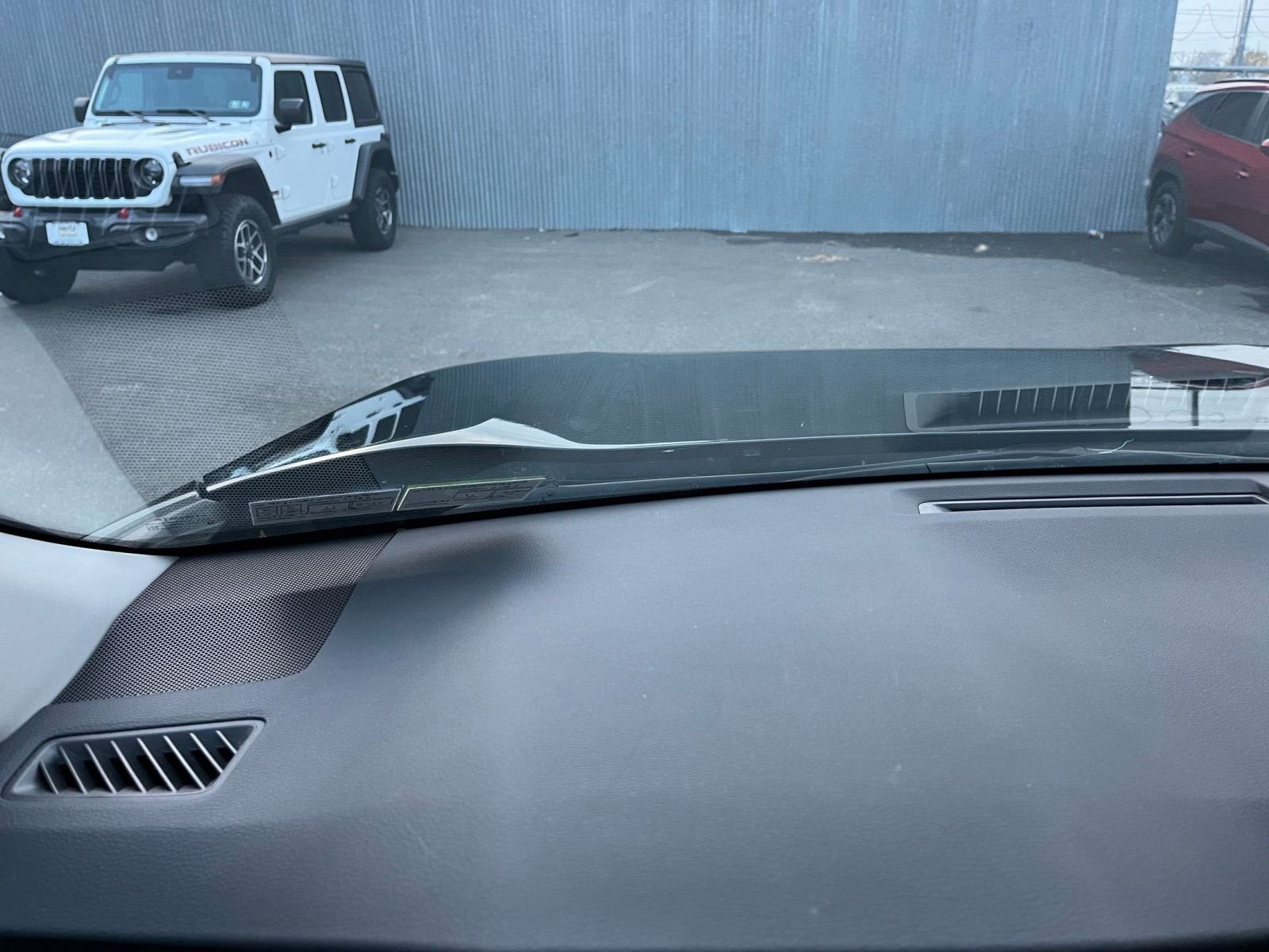 Used 2025 Toyota RAV4 LE image 33