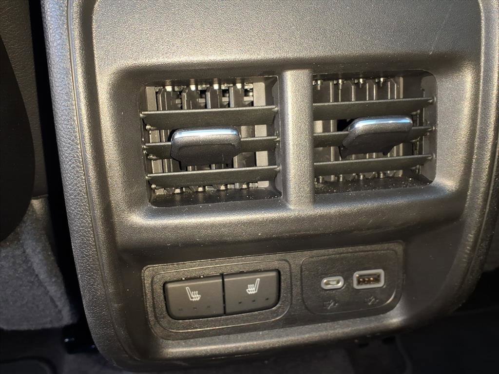 Certified 2023 Cadillac XT4 Sport w/ Technology Package image 15