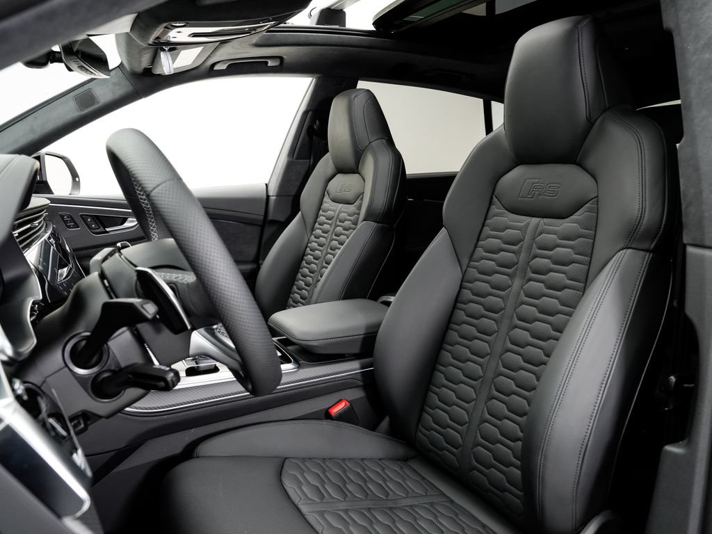 Certified 2026 Audi RS Q8 performance AWD/4WD image 5