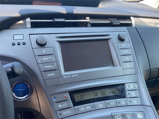 Used 2013 Toyota Prius Plug-In Hybrid image 26