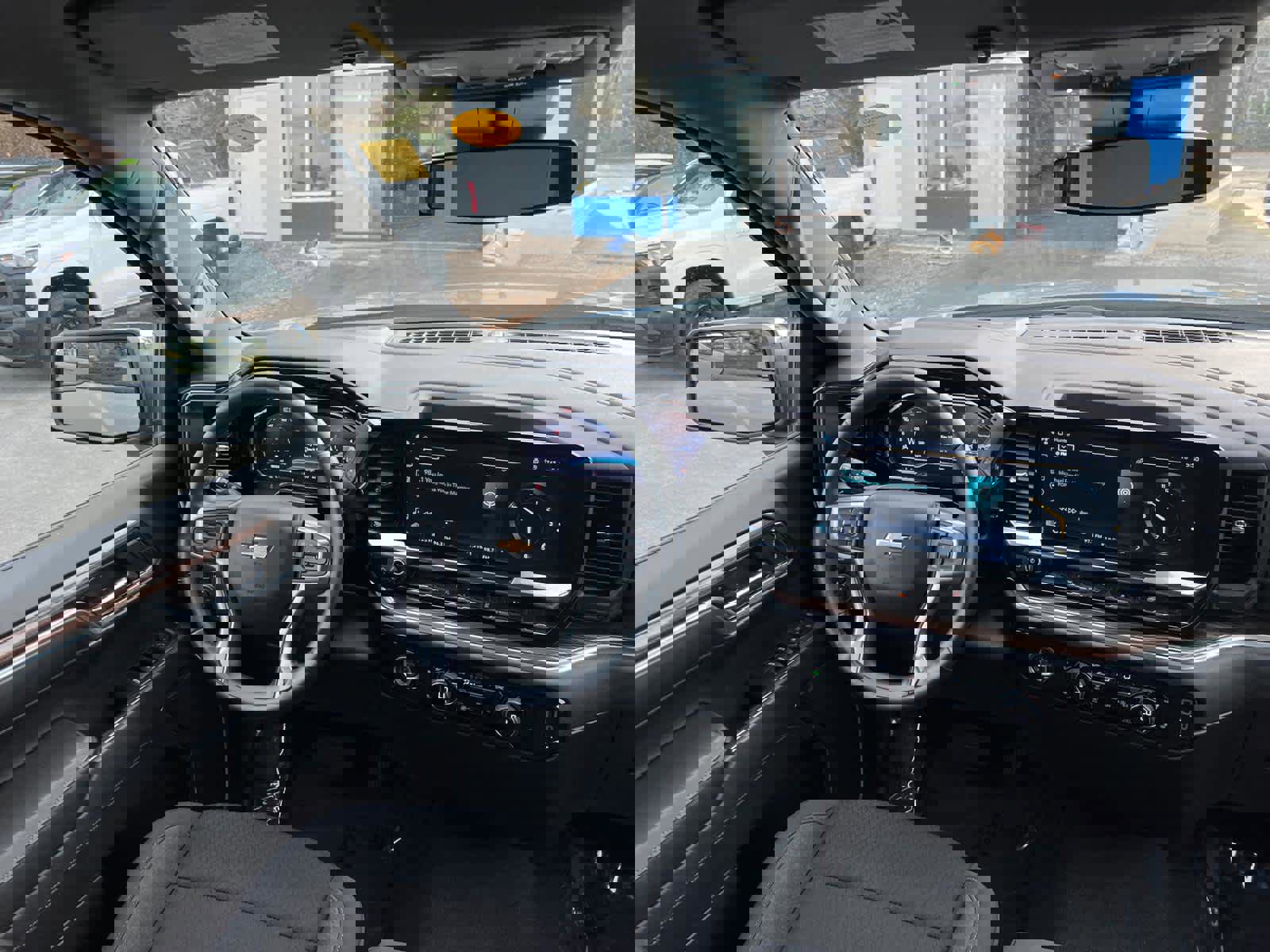 Certified 2024 Chevrolet Silverado 1500 LT AWD/4WD image 34