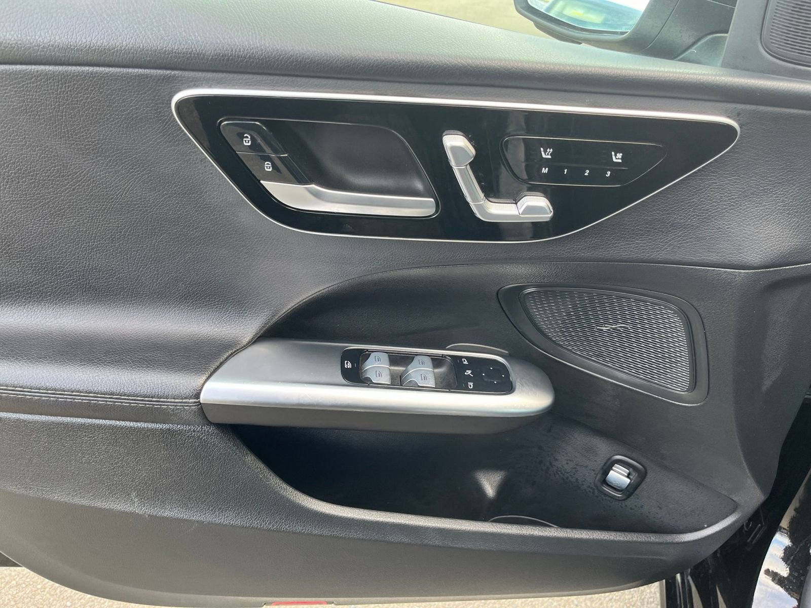 Used 2024 Mercedes-Benz C 300 4MATIC Sedan image 20