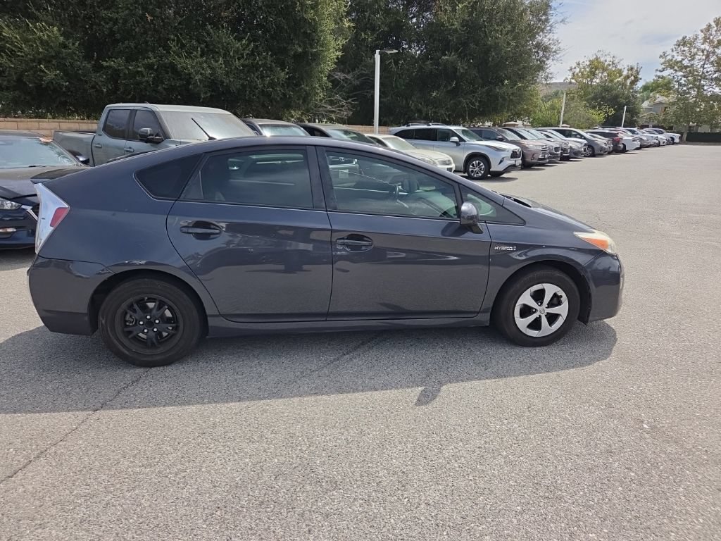 Used 2013 Toyota Prius Two FWD image 6