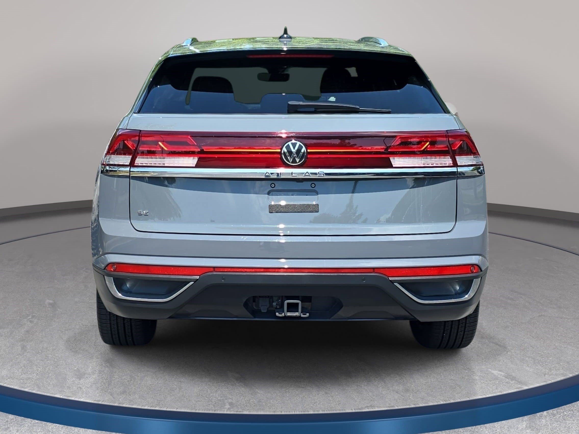 Used 2024 Volkswagen Atlas Cross Sport SE FWD image 6