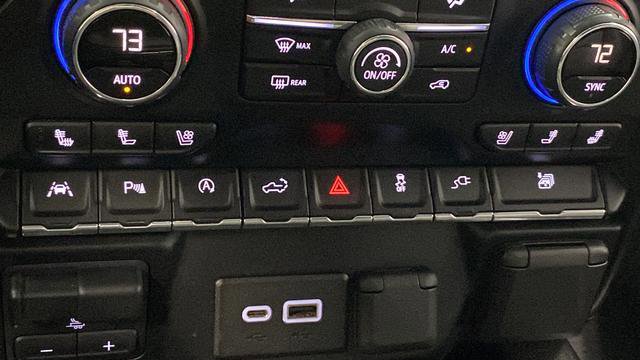 Used 2019 Chevrolet Silverado 1500 LTZ w/ LTZ Plus Package AWD/4WD image 37