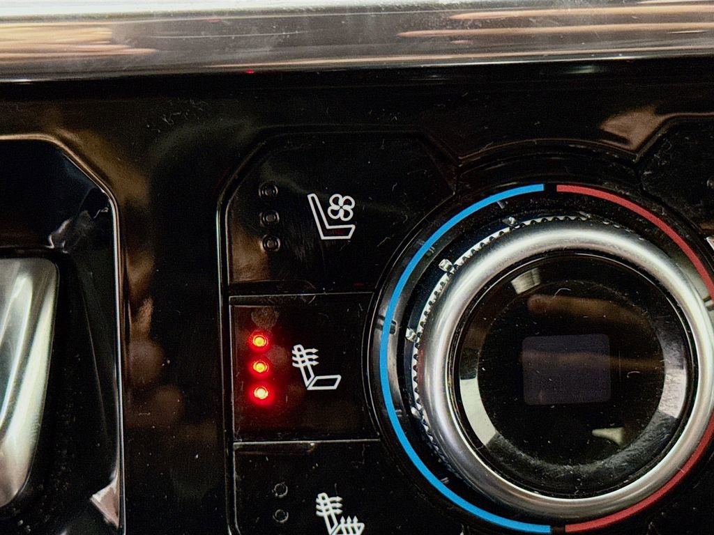 Used 2024 GMC Sierra 2500 Denali Ultimate image 23