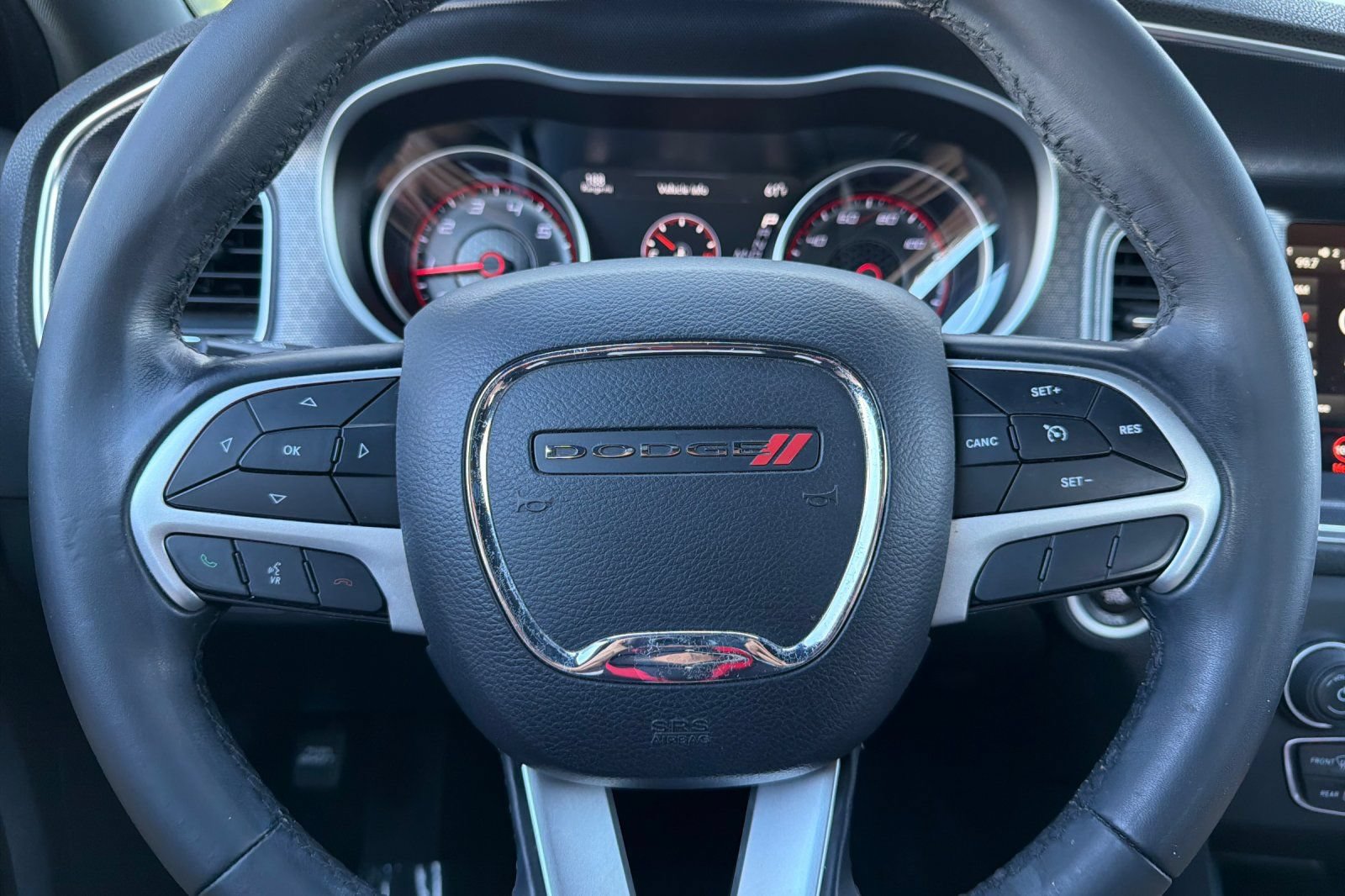 Used 2018 Dodge Charger SXT Plus RWD image 22
