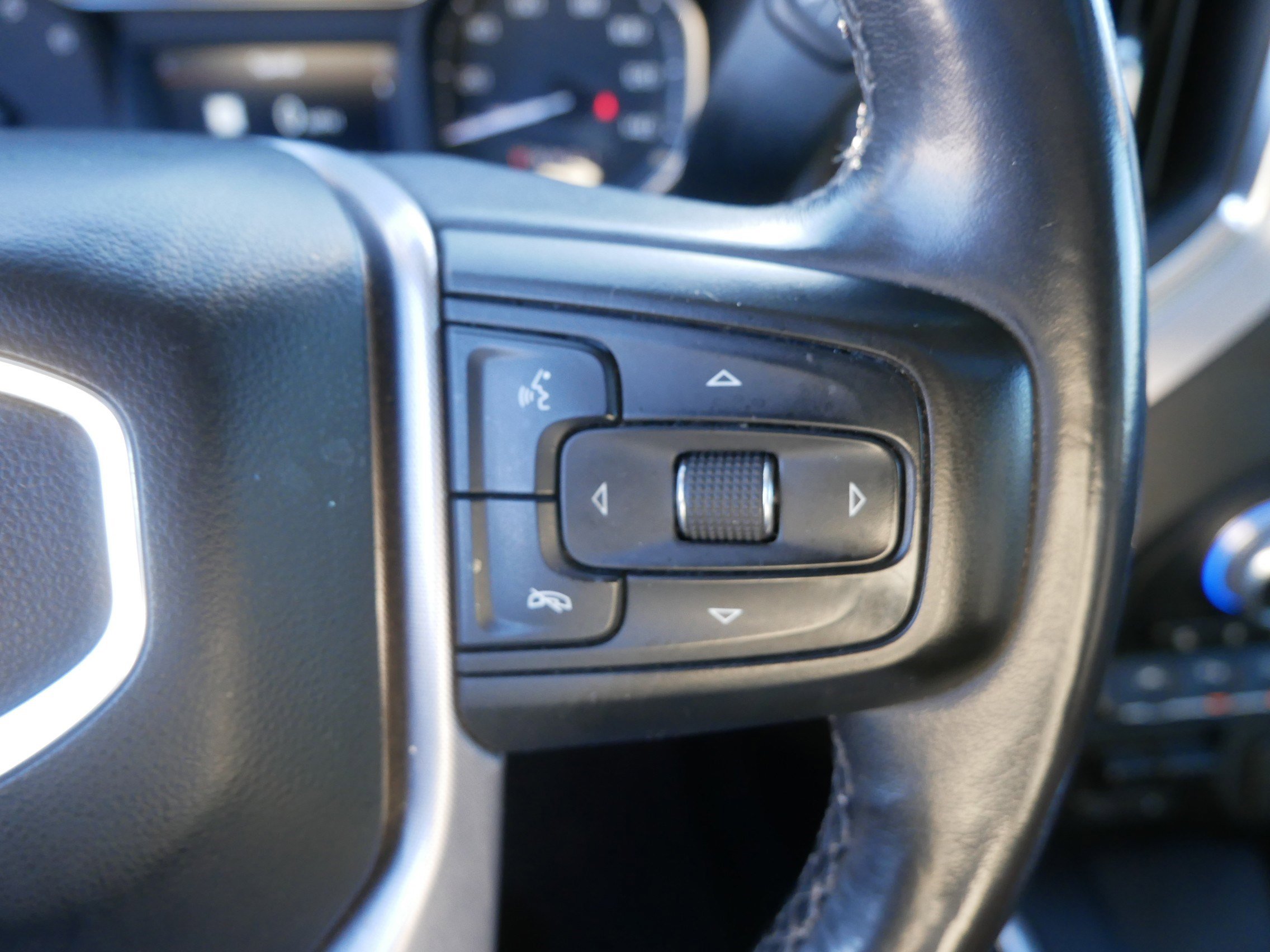 Used 2019 GMC Sierra 1500 SLT w/ SLT Premium Plus Package image 28