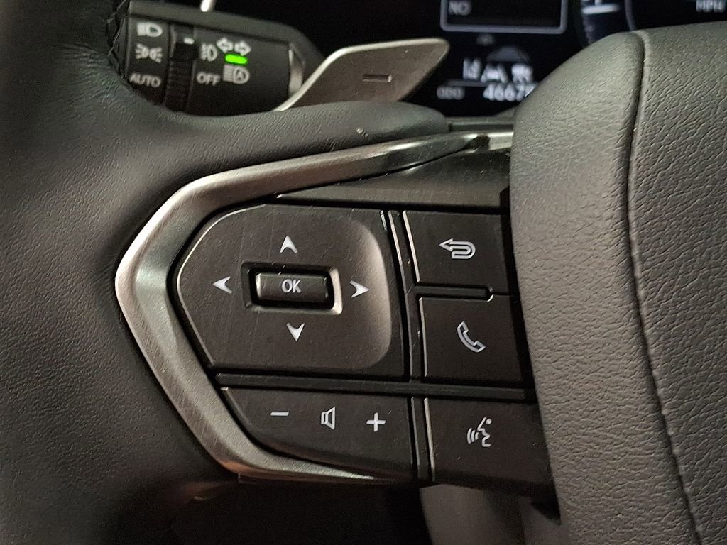 Used 2023 Lexus RX 350 Premium w/ Accessory Package AWD/4WD image 18