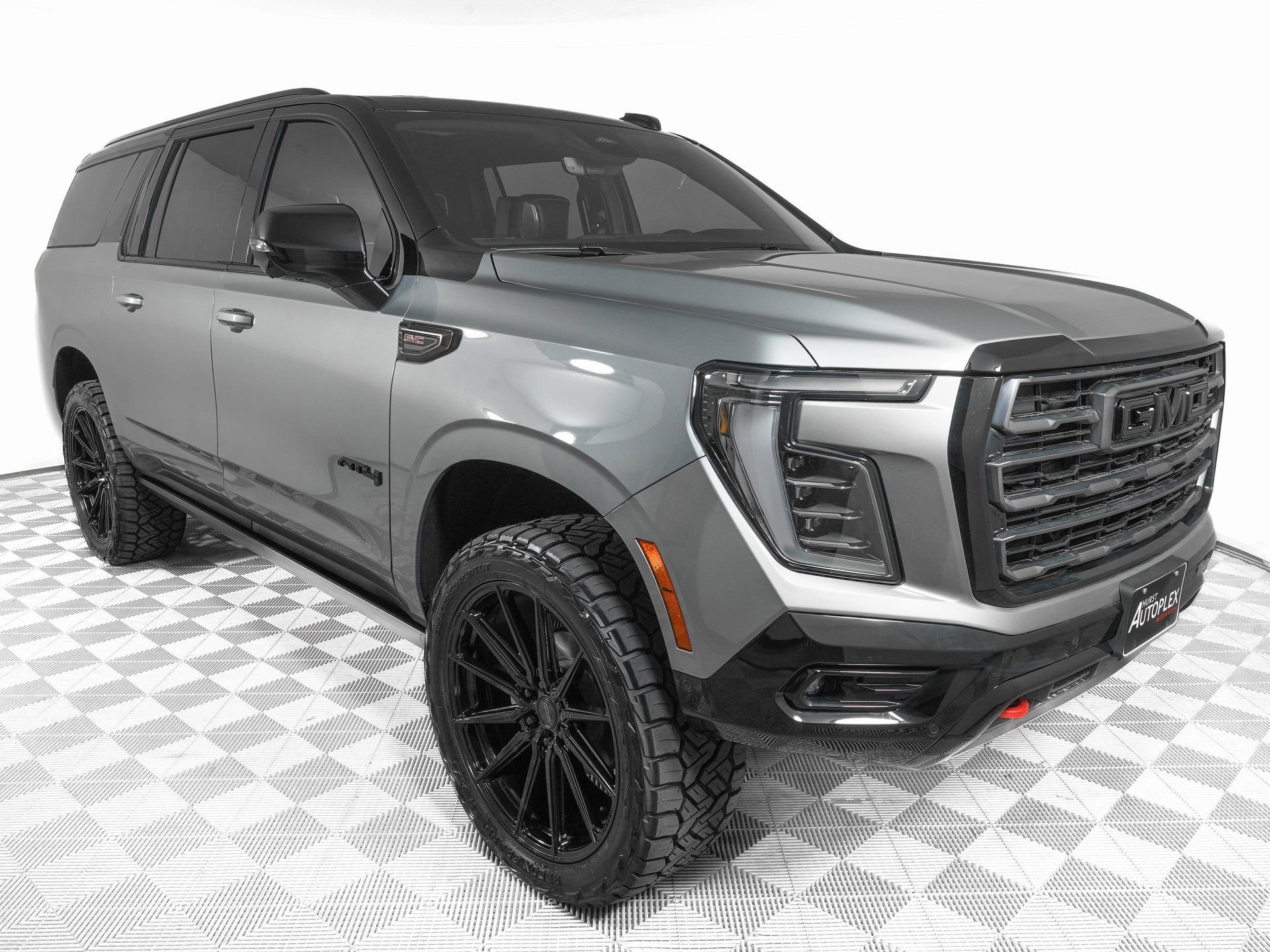 Used 2026 GMC Yukon XL AT4 Ultimate image 4