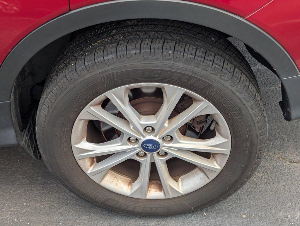 Used 2018 Ford Escape SEL FWD image 10