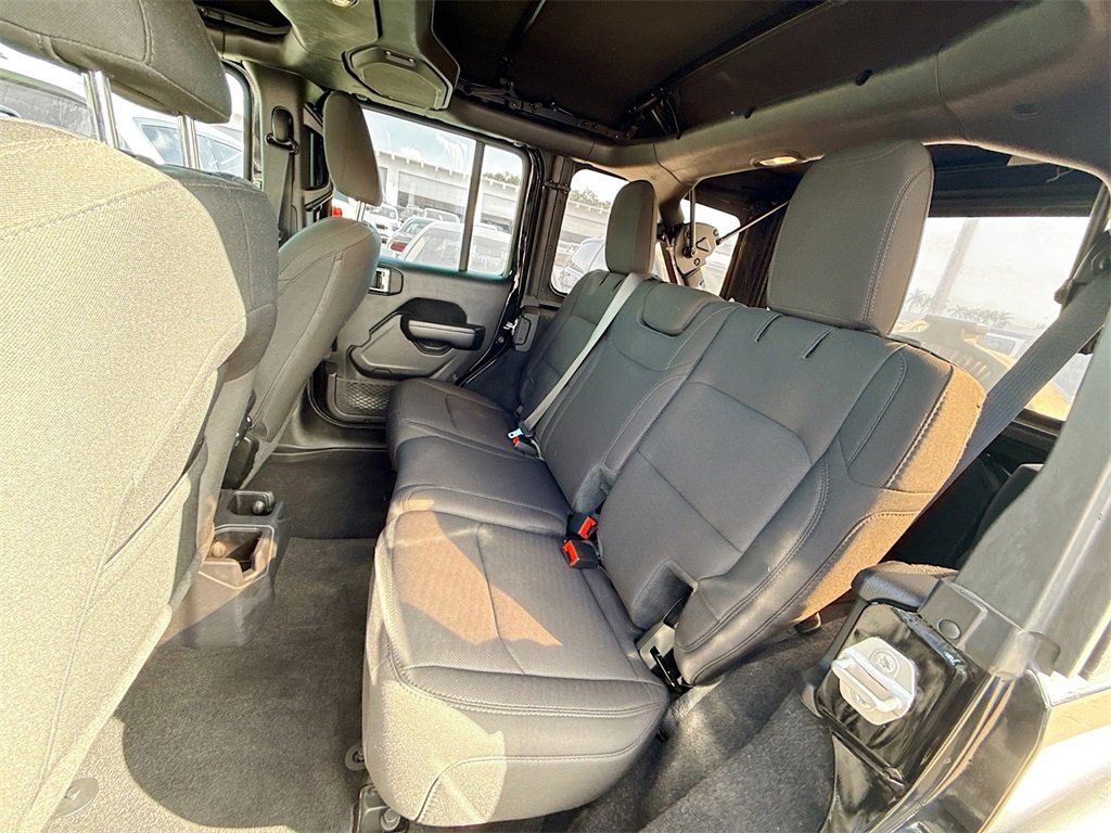 Used 2021 Jeep Wrangler Unlimited Sport image 27
