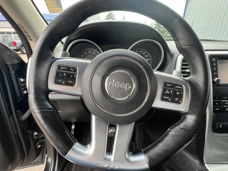Used 2012 Jeep Grand Cherokee SRT8 w/ Luxury Group II AWD/4WD image 30