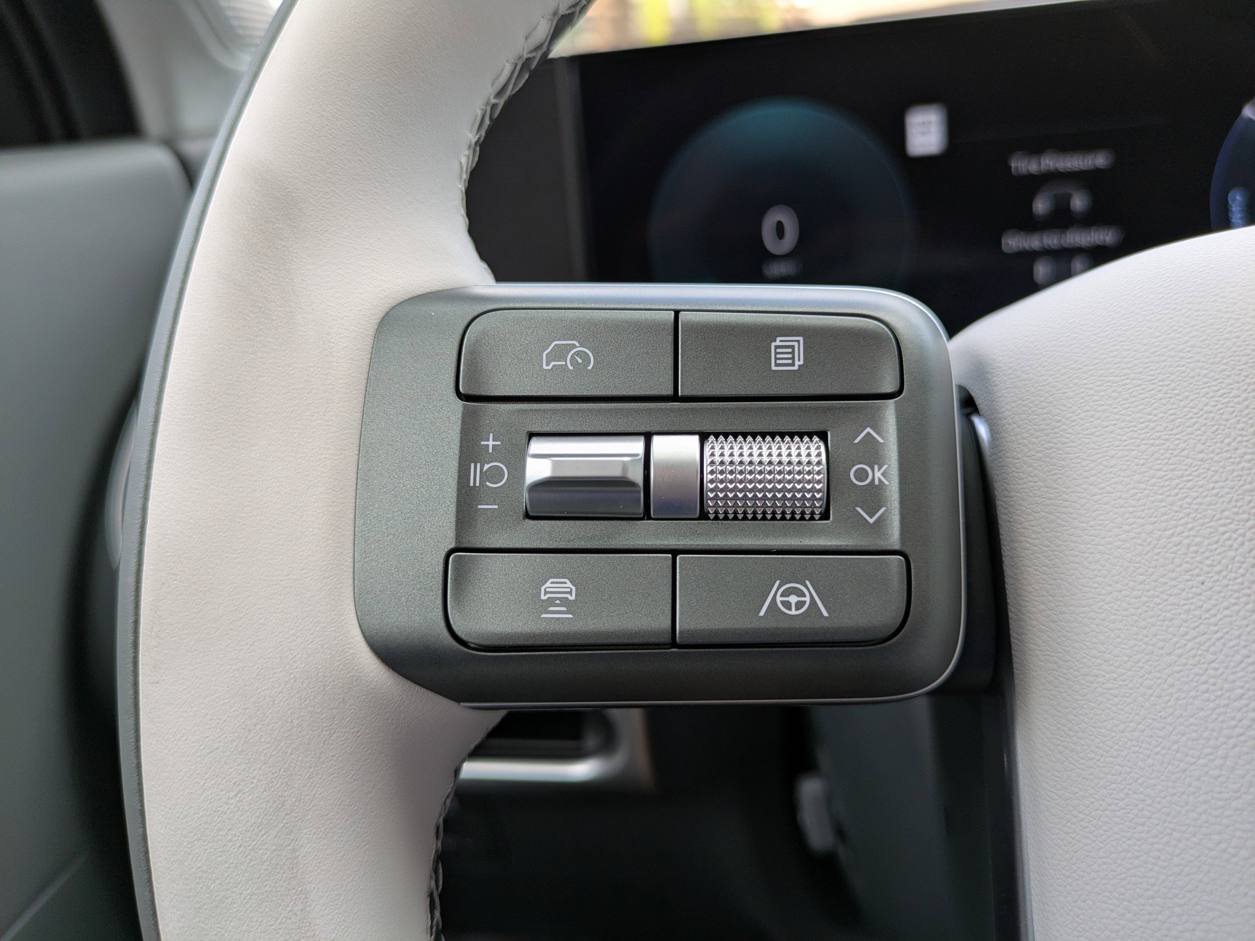 New 2026 Hyundai Ioniq 9 Calligraphy image 24