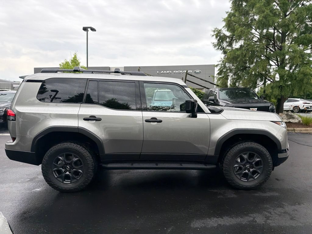 Used 2026 Lexus GX 550 AWD/4WD image 7