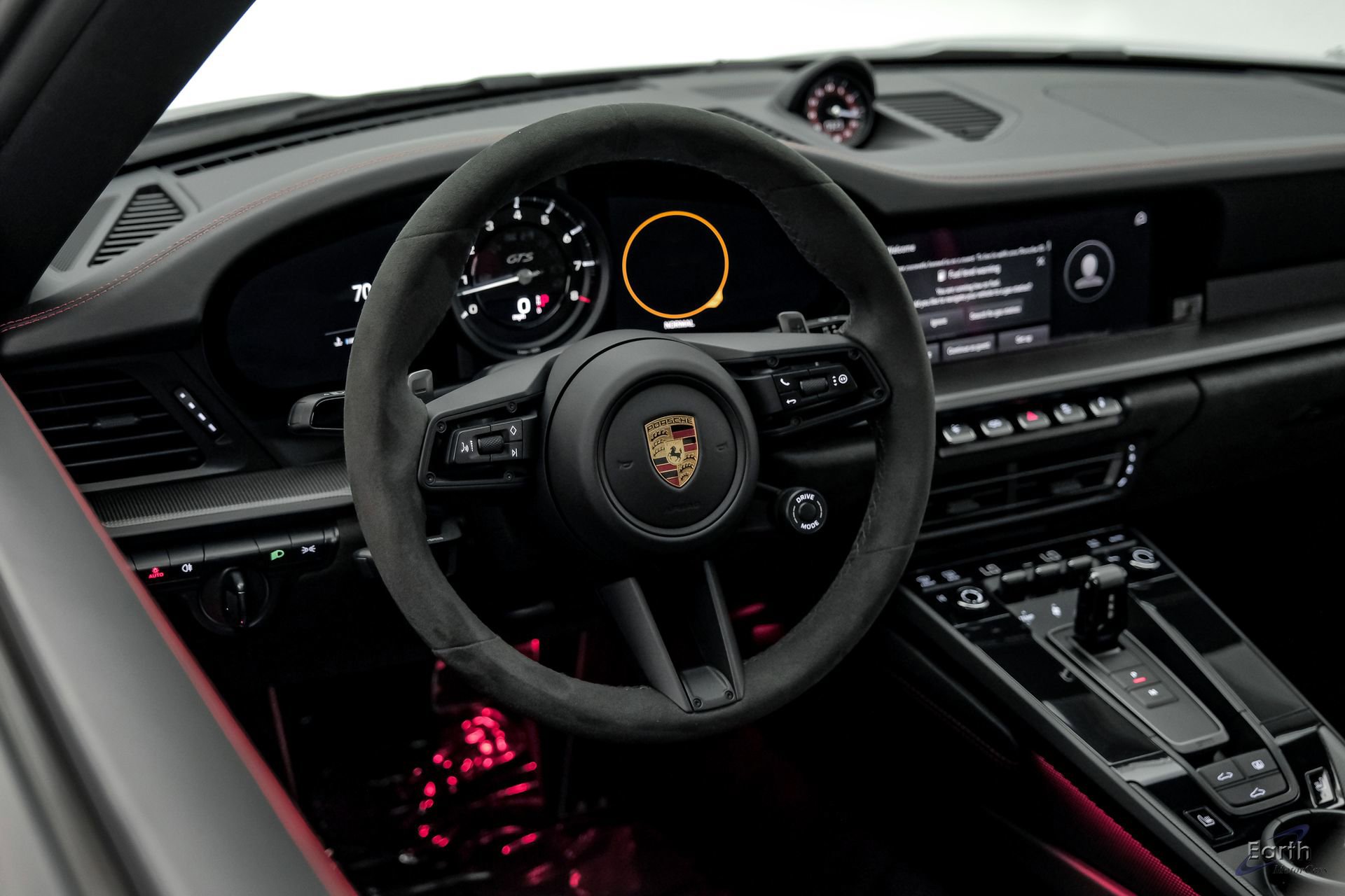 Used 2024 Porsche 911 Carrera 4 GTS AWD/4WD image 41