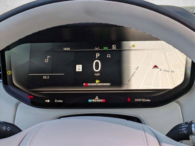 New 2025 Land Rover Range Rover SE image 11