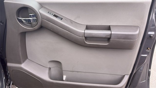 Used 2013 Nissan Xterra S w/ Value Package image 28