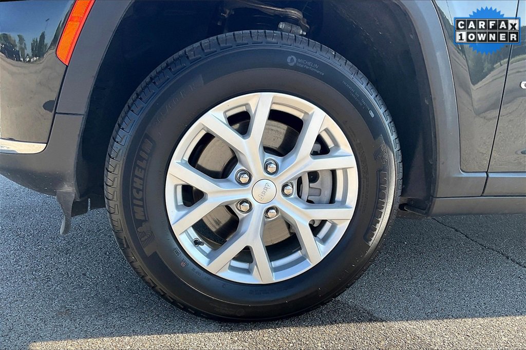 Used 2024 Jeep Grand Cherokee L Limited image 12